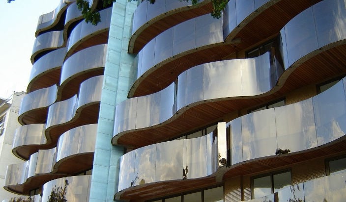 REFLETIVO